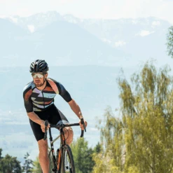 Loeffler RF XT Zwarte Korte Heren Fietsbroek -Kampeerartikelen Korting 599e00fa1e3fe684