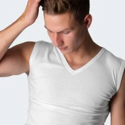 Black Snake Classic White 2 Pack Heren V-Hals Shirt 10 Black Snake Classic White 2 Pack Heren V-Hals Shirt -Kampeerartikelen Korting 5d8dfa71a80dccfd