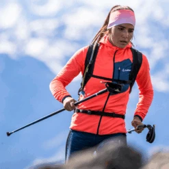 Löffler FZ TechFleece Roze Dames Hoodie -Kampeerartikelen Korting 62d672ec476610.37806111