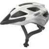 Abus Macator White Silver Fietshelm 1 Abus Macator White Silver Fietshelm -Kampeerartikelen Korting abus macator fietshelm whitesilver5 ecommerce 9d50