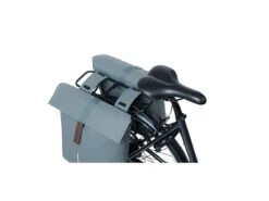 Basil City 28-32 Liter Dubbele Fietstas - Graphite Blue 11 Basil City 28-32 Liter Dubbele Fietstas - Graphite Blue -Kampeerartikelen Korting basil city dubbele fietstas 28 32 liter graphite b 6 ecommerce