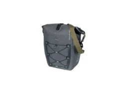 Basil Navigator Storm L Enkele Fietstas 15-31 Liter - Black -Kampeerartikelen Korting basil navigator storm l enkele fietstas 25 31 1 ecommerce