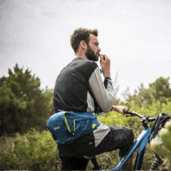 Merkloos Source Hipster Ultra Blauwe Drinkgordel 10 Merkloos Source Hipster Ultra Blauwe Drinkgordel -Kampeerartikelen Korting f11e3f02a2f614c3